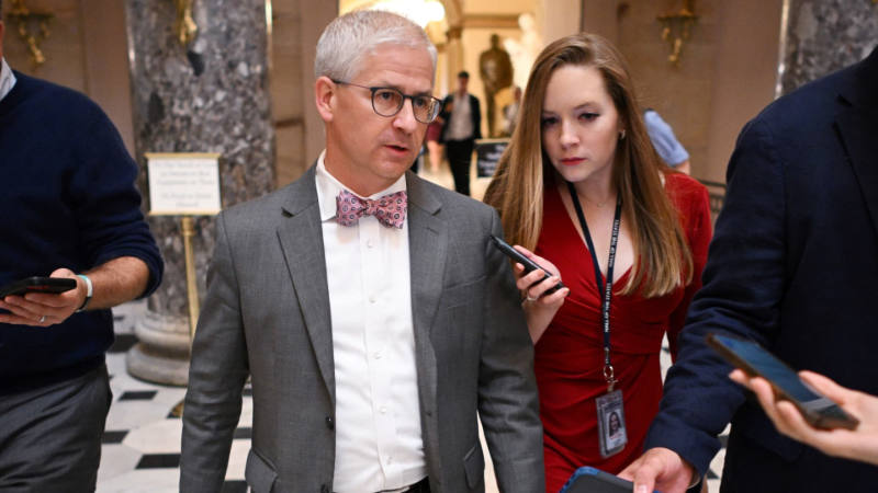 Patrick McHenry speaking about fed cuts while being recorded by reporters